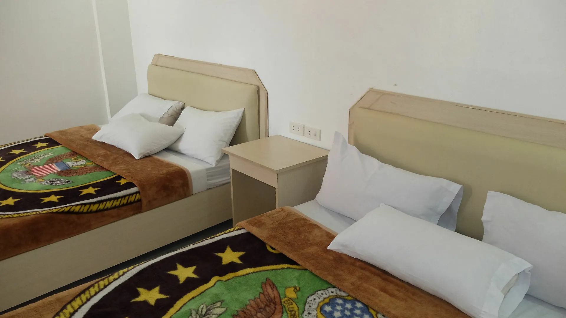 Donald Paul Apartelle Angeles 0*,  Filipinas