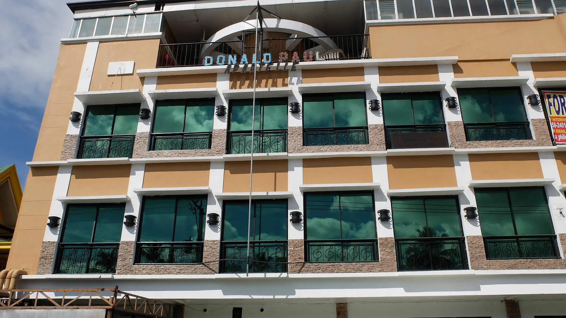 Hotel Donald Paul Apartelle Angeles