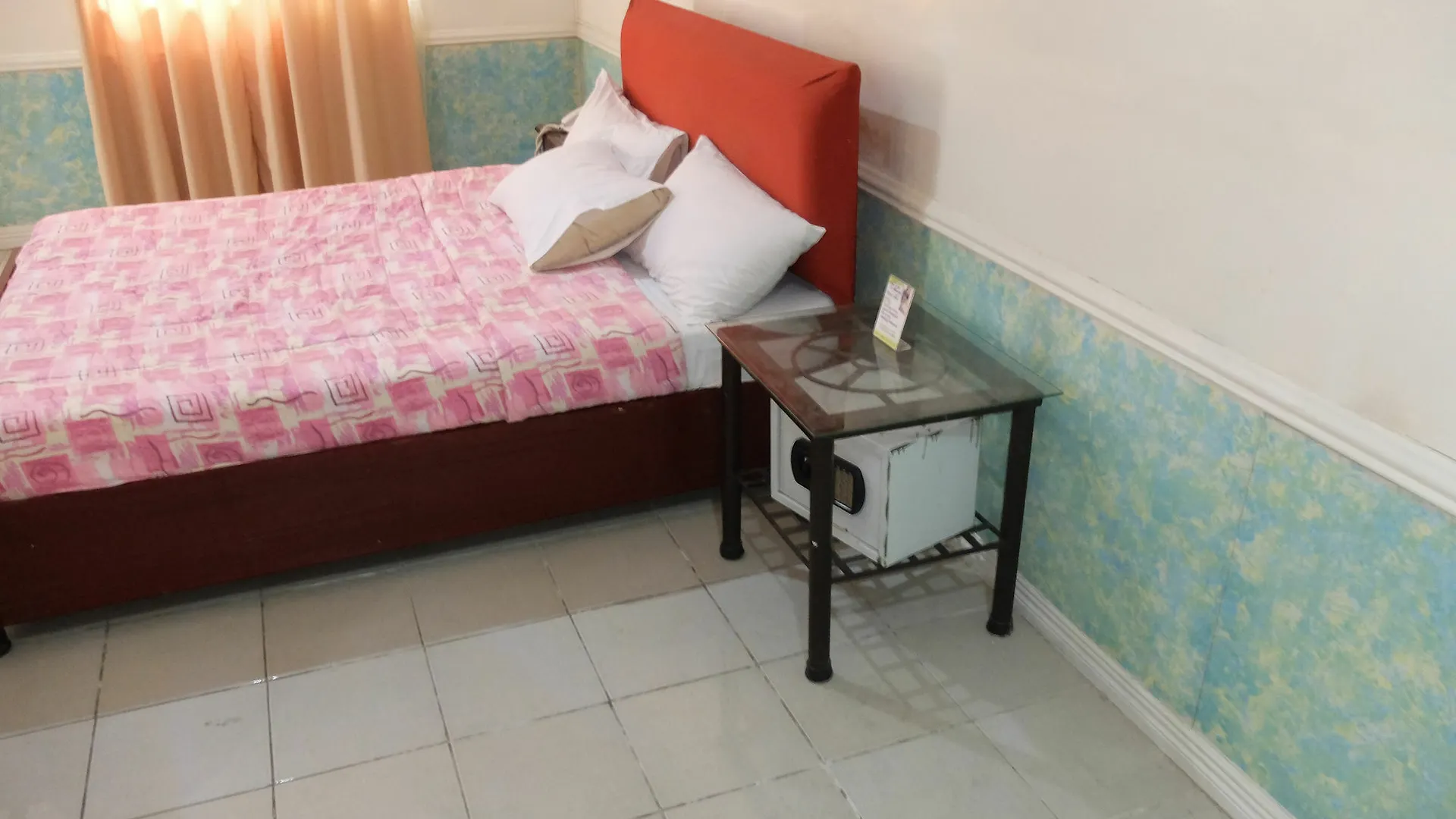 Hotel Donald Paul Apartelle Angeles Filipinas