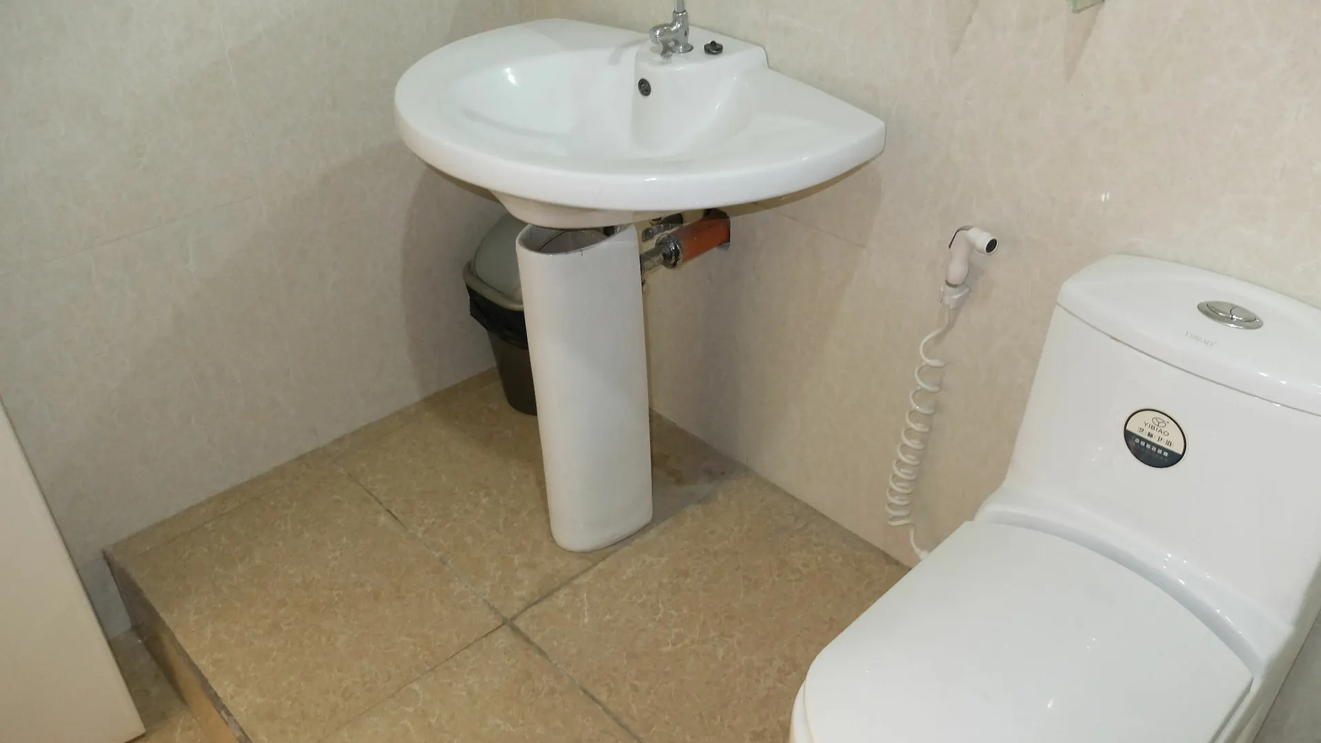 Hotel Donald Paul Apartelle Angeles Filipinas